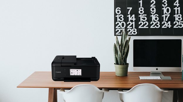 home-printer-on-desk-1